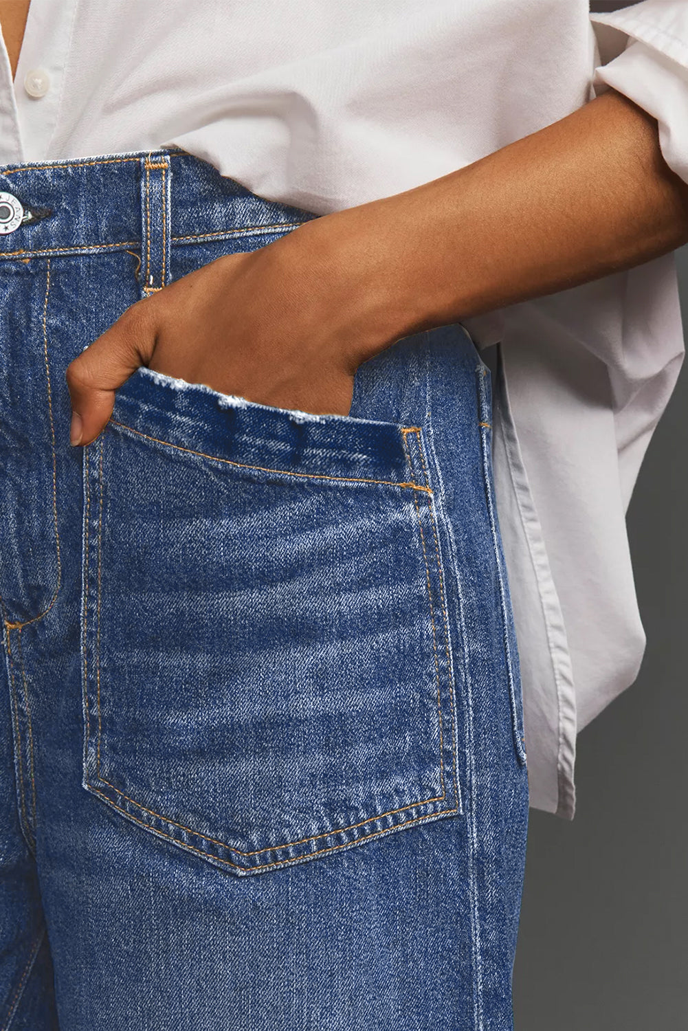 Bluing Mimimalist Patch Pocket High Waist Shift Jeans
