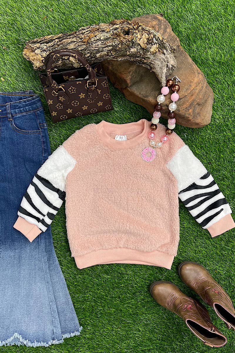 PINK FLEECE SWEATER W/ZEBRA PRINT SLEEVES. TPG651722021SOL: 2XS