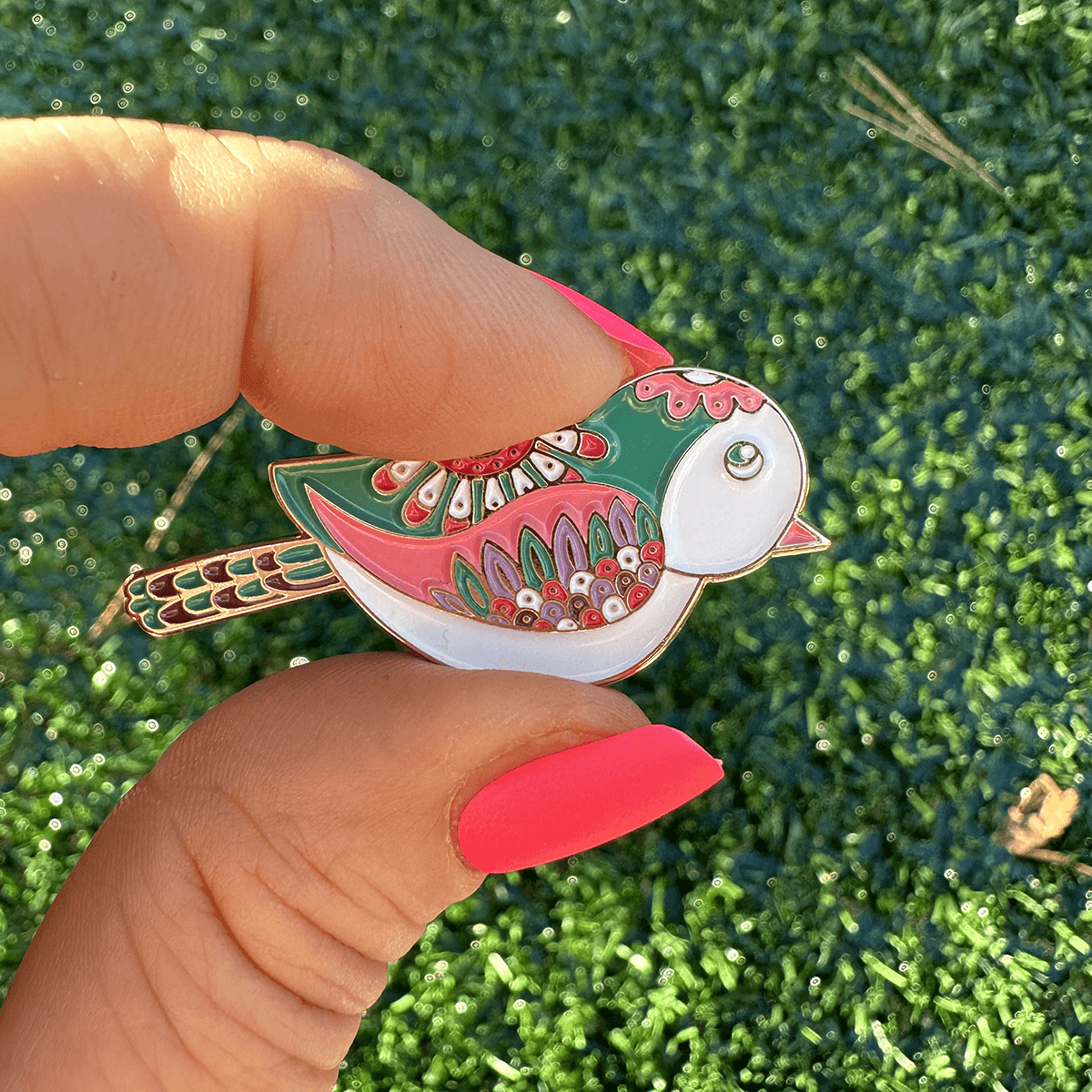 Birdie Women's Golf Ball Marker: Multi-Color