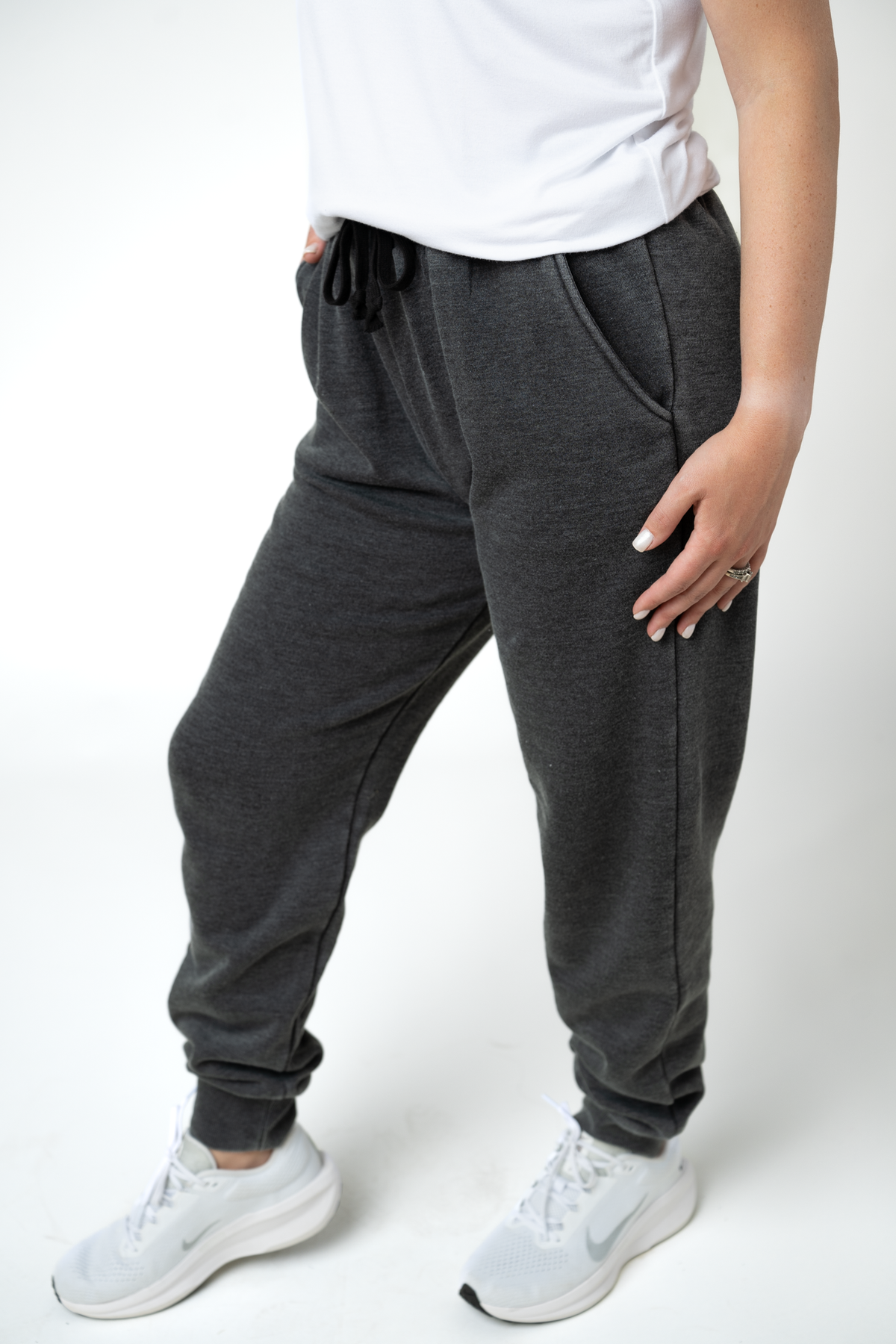 IN STOCK Vintage Wash Joggers - Black: Small